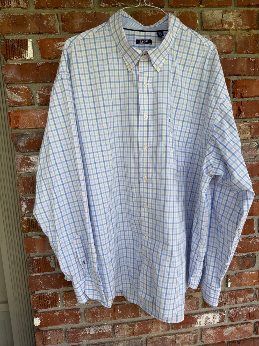 Izod blue plaid button down shirt Size 3 XLT